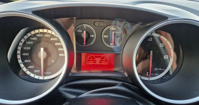Alfa Romeo Giulietta cena 28400 przebieg: 264000, rok produkcji 2012 z Bielawa małe 326